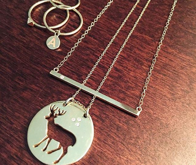 Feeling wintery ️ #alexisjewelry #finejewelry #gold #diamonds #necklaces #rings #initial #pendant #charm #jewelry #winter #holidayseason #sundayfunday #lazyday #sunday #madeinla #losangeles